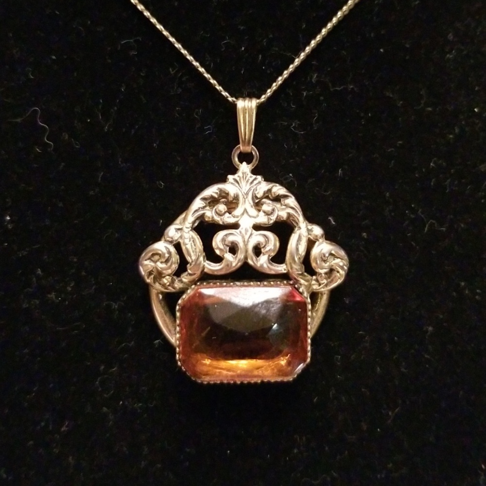Pendant